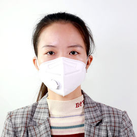 健康の保護N95使い捨て可能なマスクの縦の折りたたみによって着色されるFFP2マスク サプライヤー